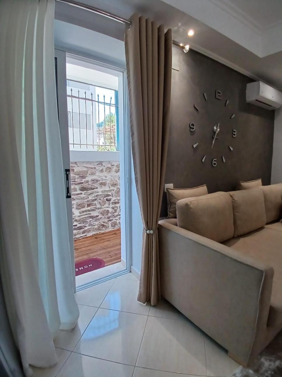 Mato Apartment Gjirokastër Exterior foto